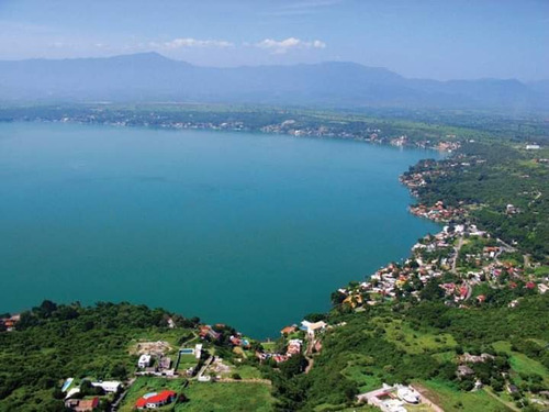 Imagen 1 de 12 de Terrenos Con Hermosa Vista Al Lago En Facilidades Servicios