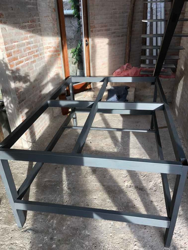 Imagen 5 de 6 de Mesas En Hierro Para Trabajo