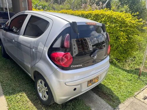 Carro Changan Benni Mini