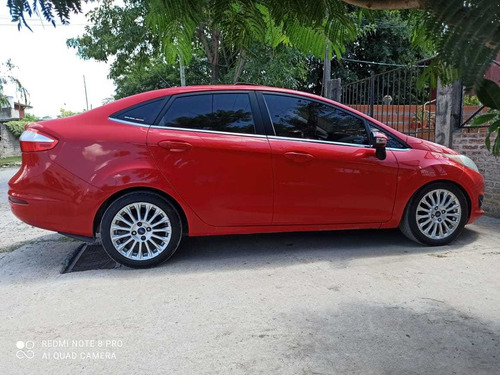 Ford Fiesta Kinetic Design 1.6 Design 120cv Titanium 2014