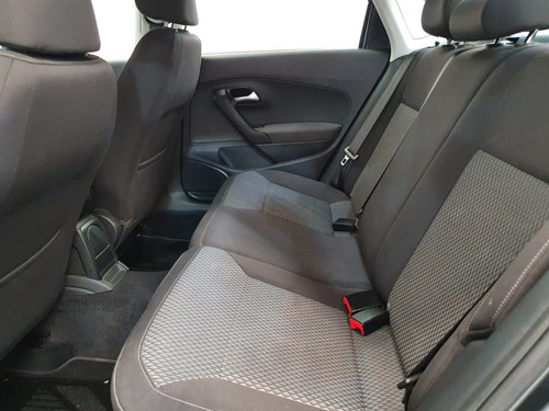 Imagen 10 de 15 de Volkswagen Vento (linea Nueva) Comfortline Plus 2020