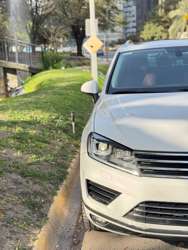 Volkswagen Touareg 3.0 V6 Tdi At