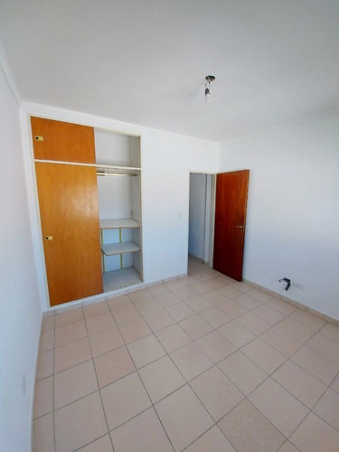 Imagen 17 de 19 de Duplex 2 Amb Con Patio - Interno - Con Renta