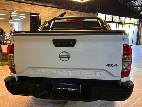 Nissan Frontier 2.3t S 4x4 Mt L22