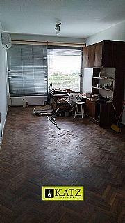 Imagen 6 de 23 de Casinoni A Una Cuadra De 18 Y De Bva.artigas