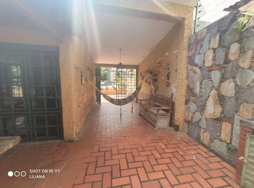 Imagen 9 de 18 de Venta De Casa En Cumbres De Curumo / Ofc 21-14880