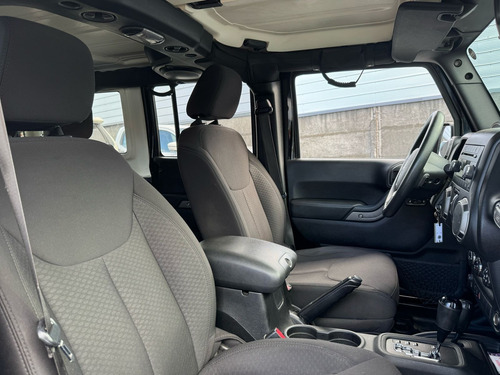 Jeep Wrangler 3.6L Sport At