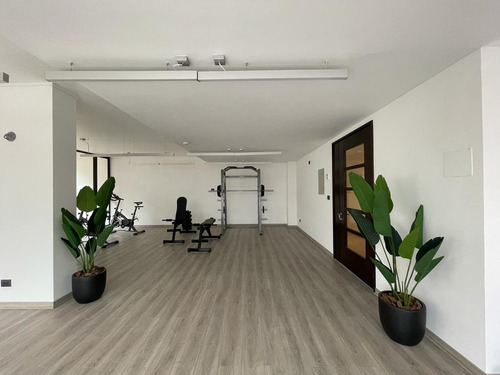 Arriendo Depto 2d 2b, Con Terraza Y Gran Conectividad
