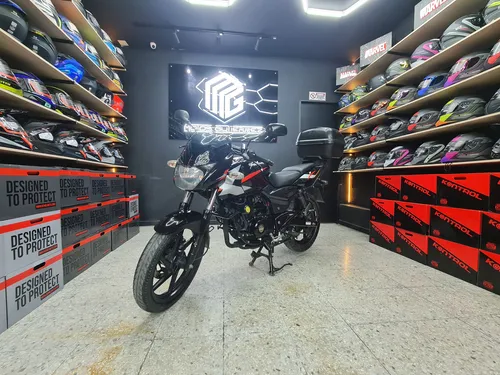 Bajaj Pulsar 180 Fi 2023