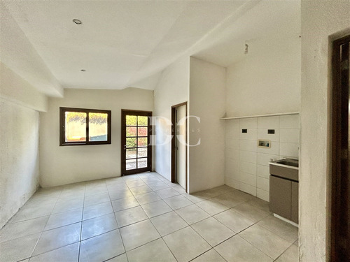 Casa En Venta De 3 Dorm San Anselmo Piedra Roja Chicureo