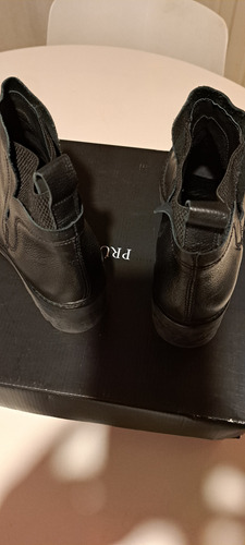 Botas Prune Cuero Graneado Negro . Impec.horma Ancha .rebaja (Usado)