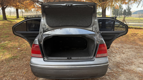 Volkswagen Bora 1.9 Tdi Trendline