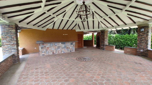 Imagen 12 de 15 de Adriana Castellanos Ofrece Parcela Hermosa Casa En Venta En El Safari Country Club Cod. 160165