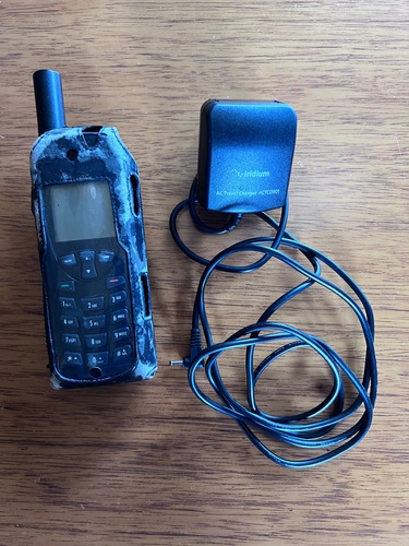 Teléfono Satelital Iridium Impecable Poco Uso. (Usado)