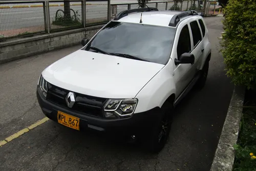 Renault Duster 1.6 Expression 4x2 MT