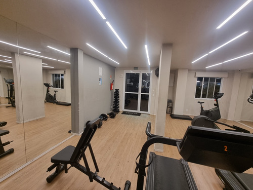Apartamento Com 2 Quartos; Sala; Cozinha E Banheiro!