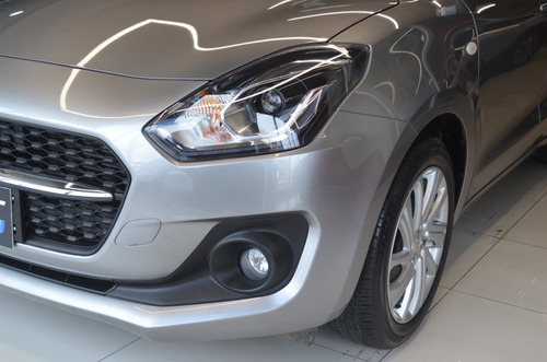 Imagen 3 de 18 de Suzuki Swift Hibrido Hybrid 2023 Todos Colores