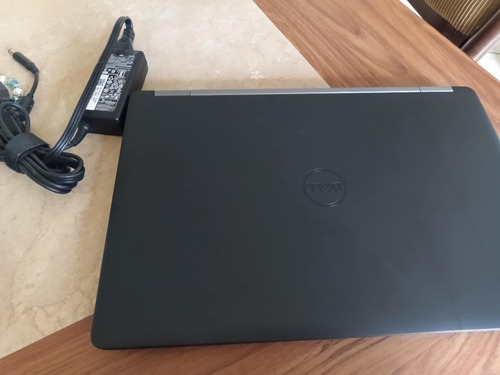 Laptop Dell Latitude E5570 I5 6th Gen Negro (Usado)