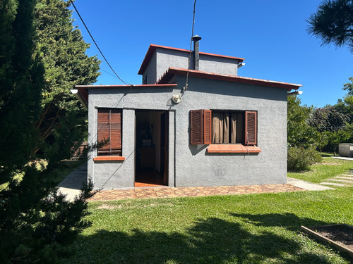 Inmobiliaria Costa Azul Vende Casa En Arachania En Muy Buen Estado