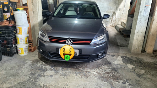 Volkswagen Jetta 2.0 Comfortline Flex 4p Automática