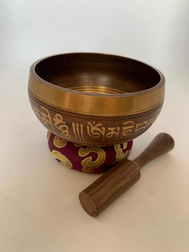 Imagen 6 de 8 de Cuenco De Nepal 10 Cm Con Cojín Y Palito