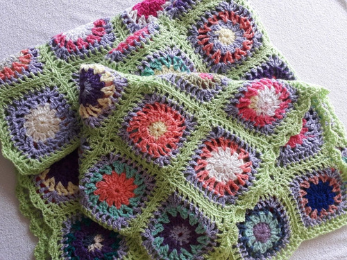 Manta Artesanal Tejida A Mano Crochet Verde Model 62 Liquido