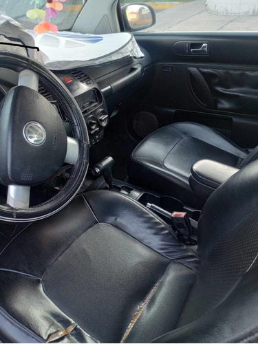 Volkswagen Beetle 2.5 Sport Tiptronic At