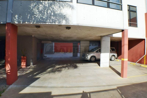 Imagen 17 de 17 de Oficina | Gral. Juan Jose Valle Al 200