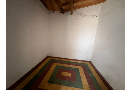 Casa Para La Venta, Ideal Para Construir Un Nuevo Proyecto.