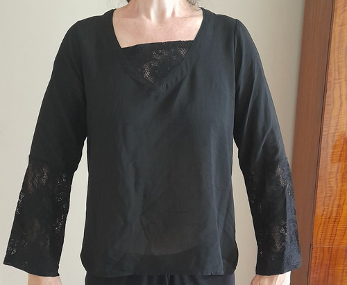 Blusa Mujer Manga Larga Con Encaje En  Mangas Y Cuello M