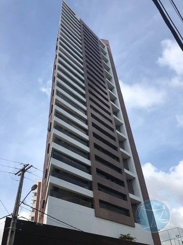 Imagem 4 de 15 de Apartamento A Venda De Alto Padrao Em Petroplis - V-10389