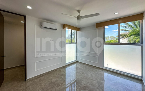 Casa En Venta En Mérida En Privada El Origen, Xcanatún