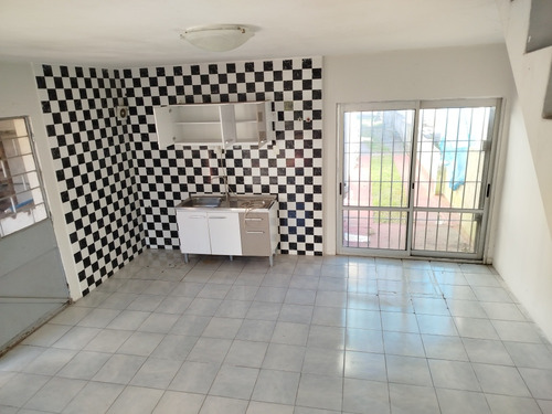 Apartamento Duplex Alquilo
