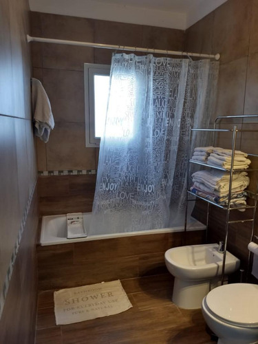 Excelente Casa Moderna Muy Luninosa 4 Dormitorios