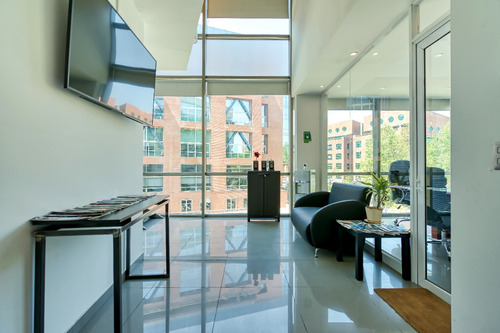 Oficina Flexible Doble Altura 100% Habilitada, Impecable.