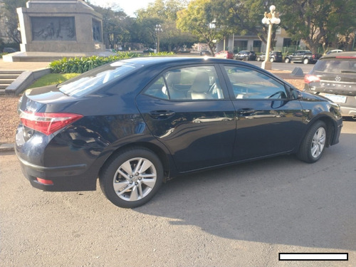 Imagen 2 de 11 de Toyota Corolla Xei Pack Cvt