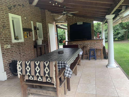 Casa En Venta En Martindale, Pilar