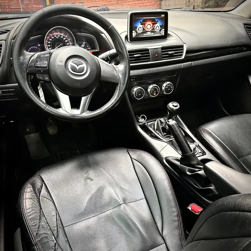 Mazda 3 2.0 Touring