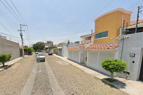 Gran Oportunidad De Inversión - Casa Economica En Venta (remate) - C. Del Puente De Alvarado 231, Carretas, 76050 Santiago De Querétaro, Qro.