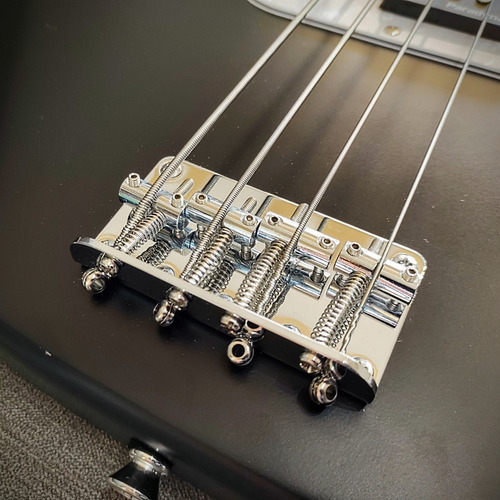 Imagen 7 de 10 de Bajo Eléctrico Newen Pr Bass