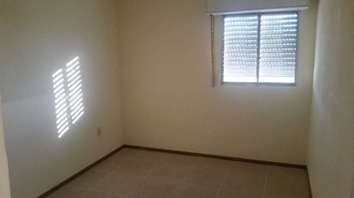 Buen Apartamento En Complejo América, Acepta Banco!!