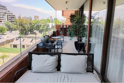 Exclusivo Departamento En Vitacura