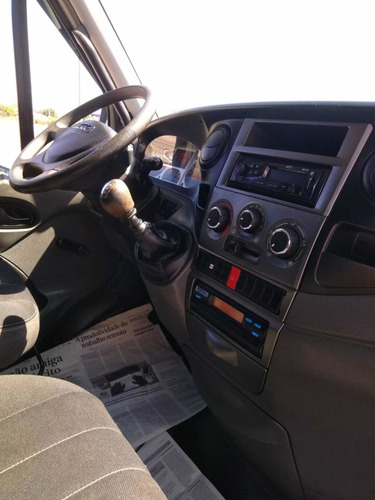 Imagem 2 de 15 de Iveco 70c 17