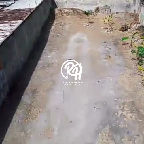 Terreno En Venta En El Barrio Lourdes, Maracay