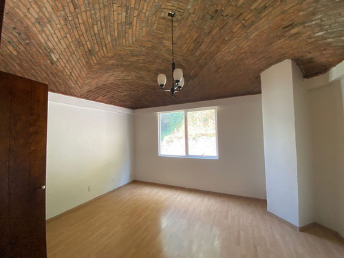 Casa En Renta En Lomas De Tecamachalco