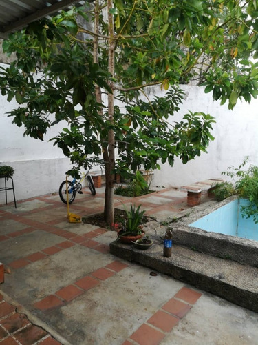 Imagen 12 de 13 de Venta De Casa En La Urb. Carialinda Naguanagua Cod. 388410