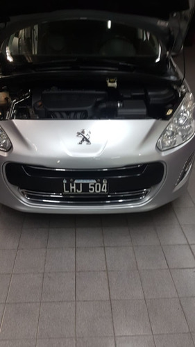 Peugeot 308 Feline 2.0 143cv Naf Aut. Km 78900. 1.095.000$