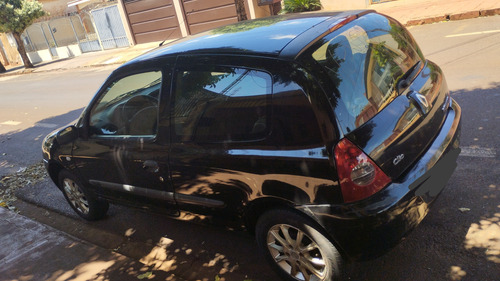 Renault Clio 1.0 16v Campus Hi-flex 3p