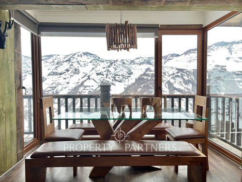 Valle Nevado, Remodelado, Amplio Y Luminoso Con Ma...