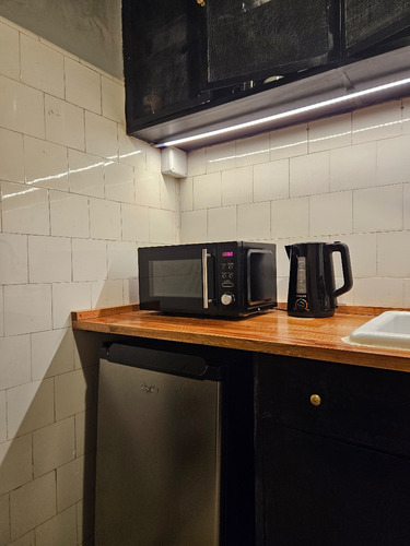 Dpto. 2 Amb. 60 M2 A Metros De Av.corrientes Florida, Del Obelisco, De Todos Los Subterráneos, De Cines Y Teatros, Confiterías Y Bares Notables. Hasta 3 Personas. Mes / Día